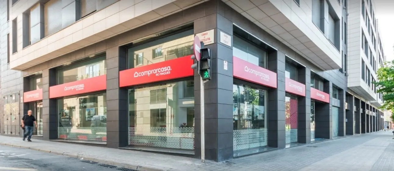 Oficina de Comprarcasa RC Finques Sabadell